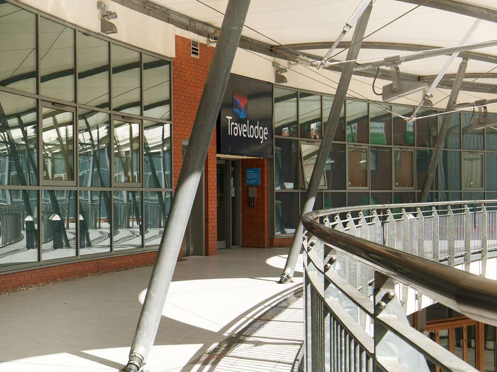 Travelodge Birmingham Central Broadway Plaza Exterior photo
