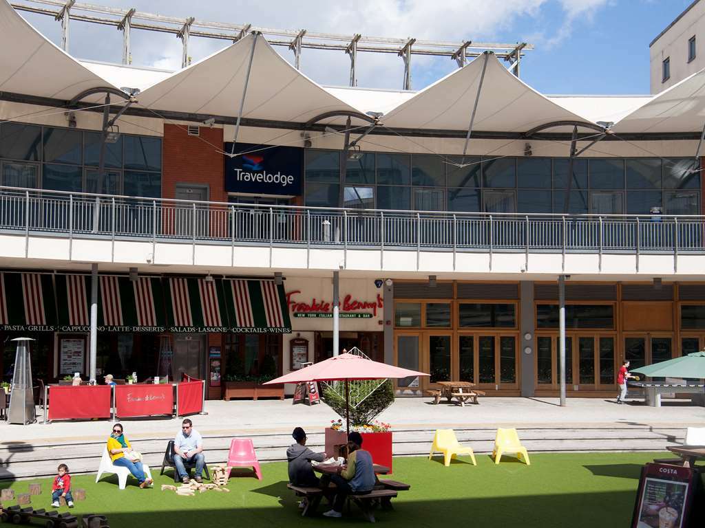 Travelodge Birmingham Central Broadway Plaza Exterior photo